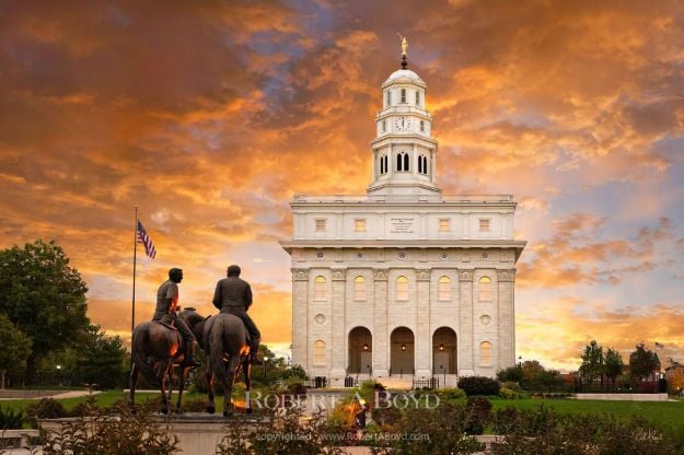 Picture of Nauvoo Temple Joseph and Hyrum