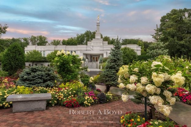 Picture of St. Paul Temple Covenant Path