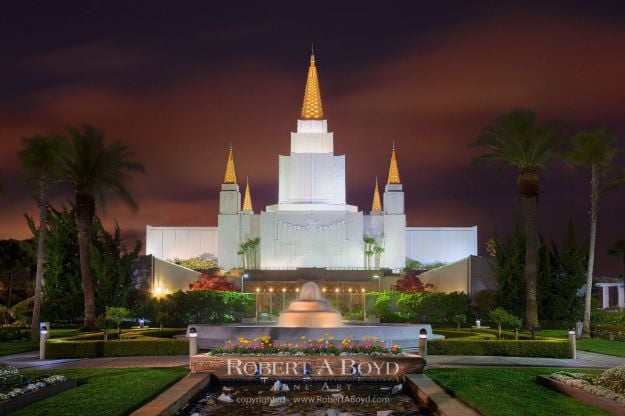 Picture of Oakland Temple Red Sky