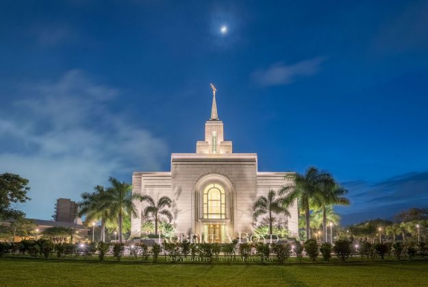 Picture of San Salvador Temple Moon