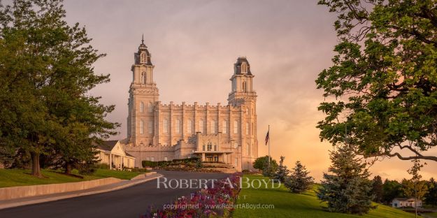 Picture of Manti Temple Summer Path