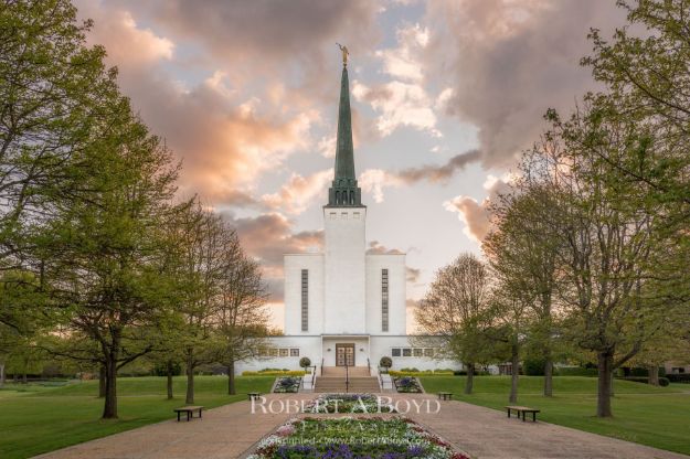 Picture of London England Temple Sunset