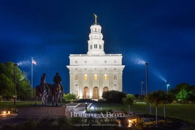 Picture of Nauvoo Temple Rain