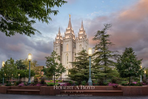 Picture of Salt Lake Temple A Pillar of Light